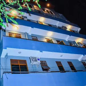 2* Hotel Ez